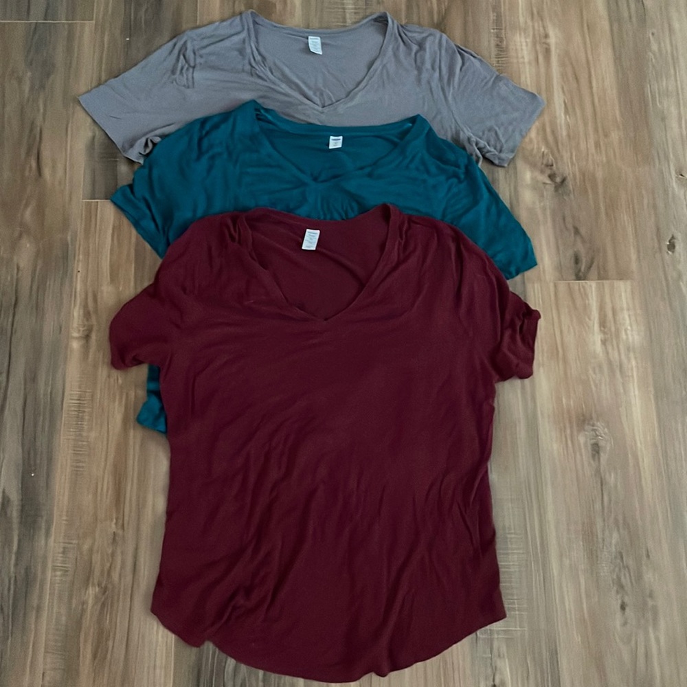 Old Navy Women’s Shirts